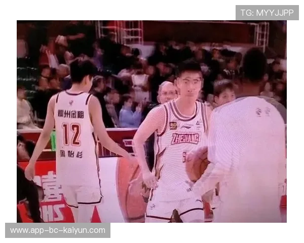 CBA球员用激情点燃球场，cba球员训练视频