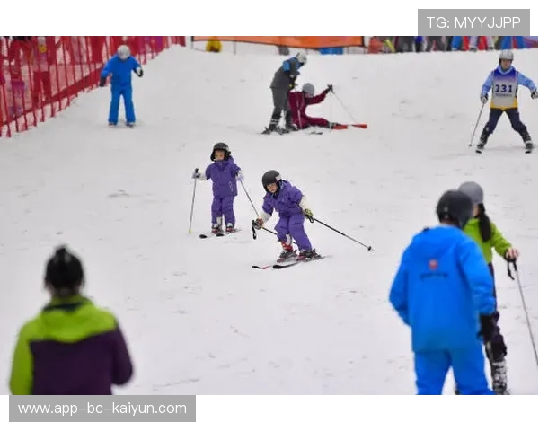 冰河马拉松在零下30度上演，极限挑战者的冰雪奇迹