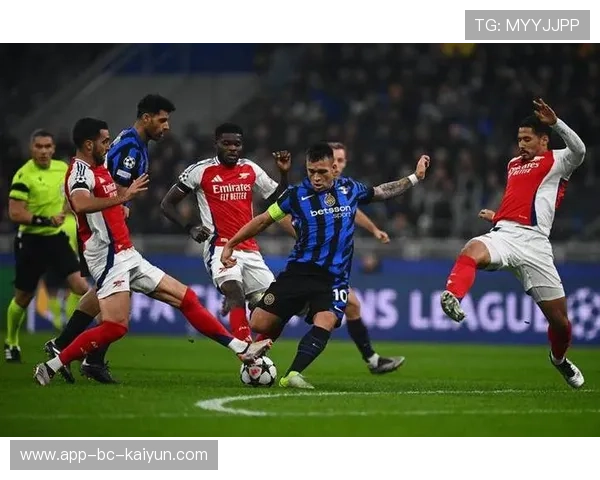 意甲热那亚稳健推进形成压制,节奏彻底倒向主队